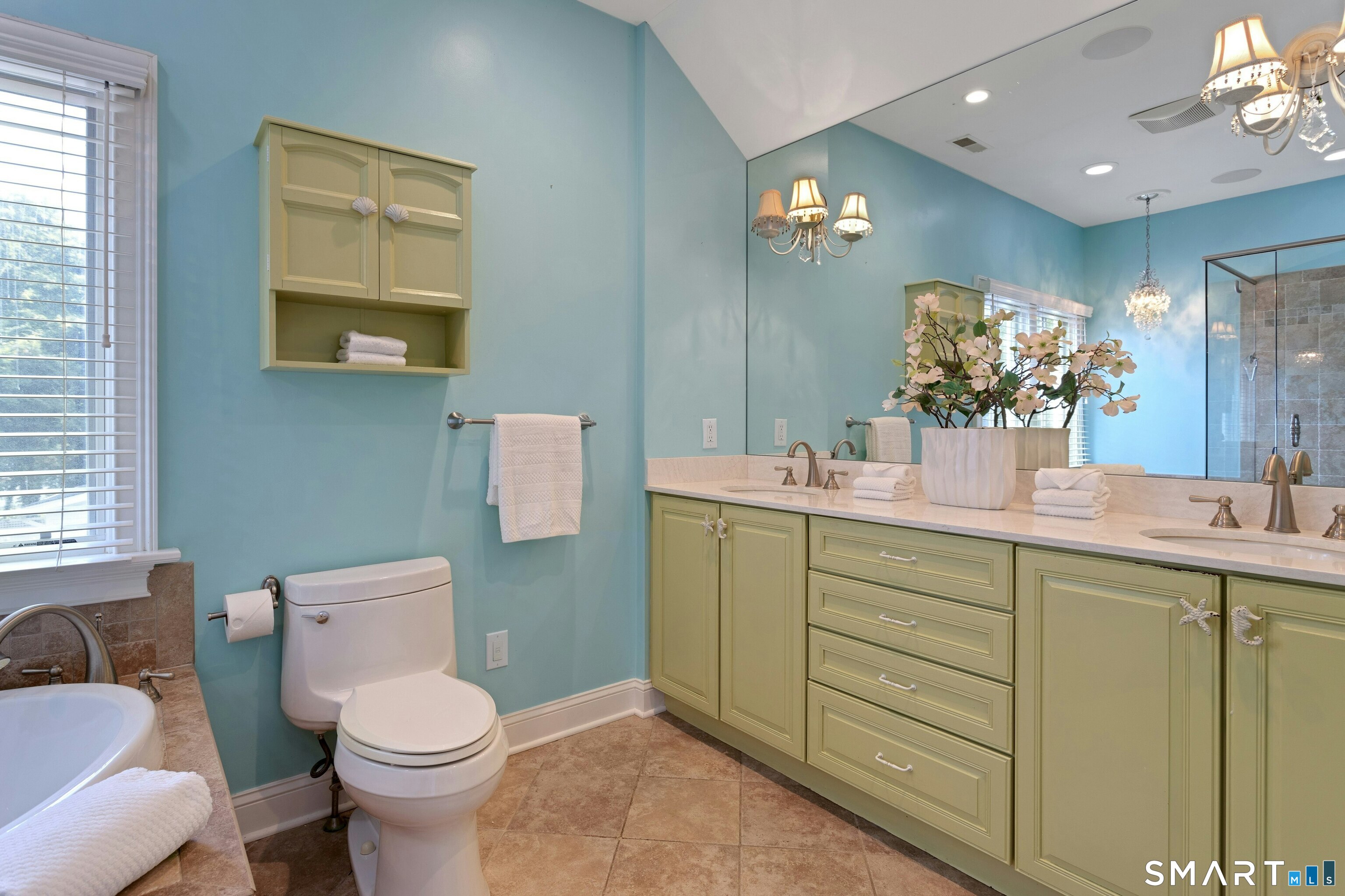 49 Wolfpit Avenue photo 25