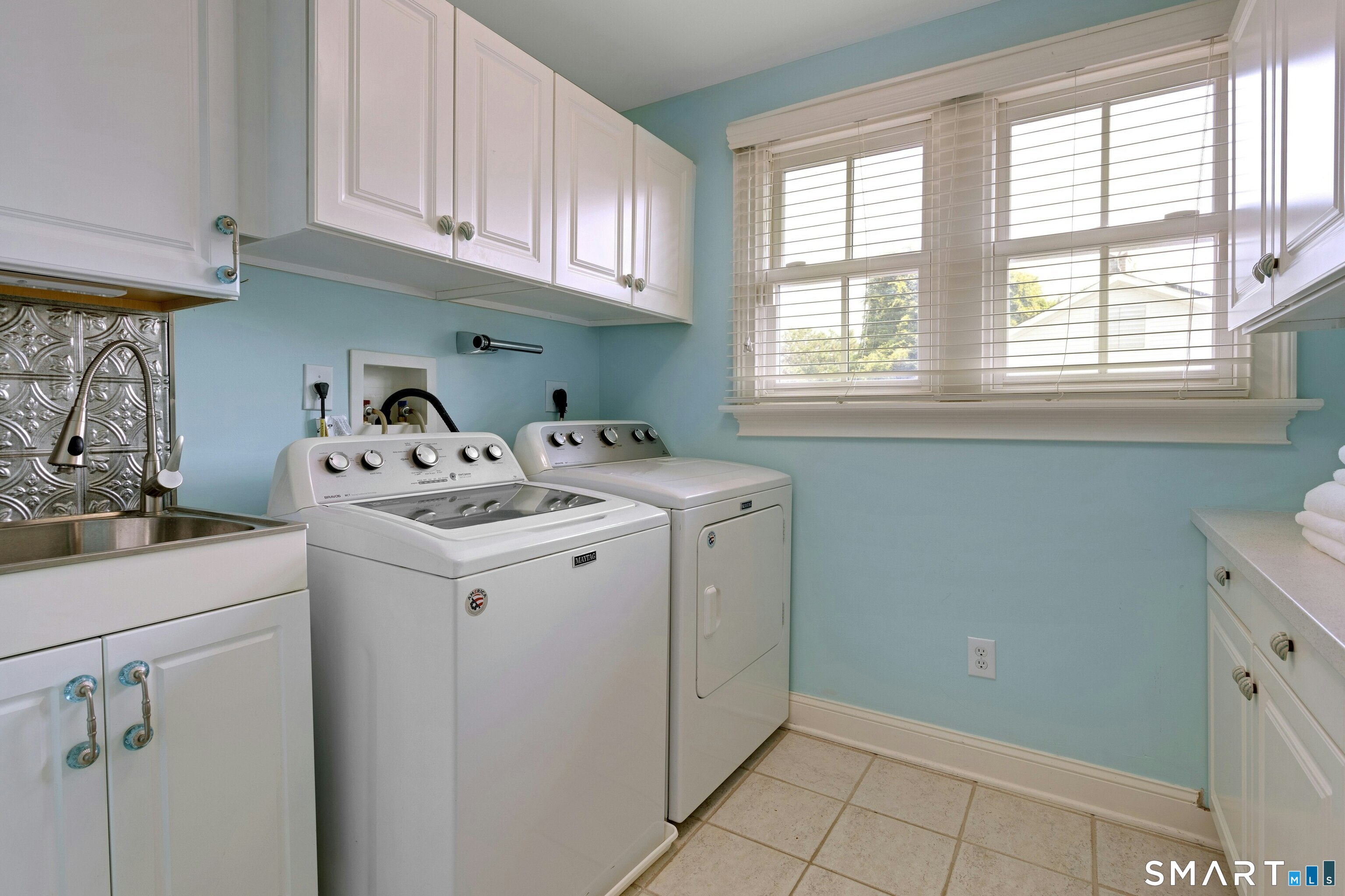 49 Wolfpit Avenue photo 32