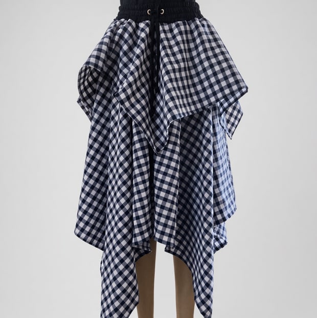 Handkerchief skirt 