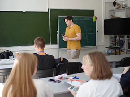 Школьники Ямала обучаются на олимпиадной смене в МФТИ