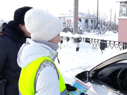 Школьники и инспекторы ГИБДД провели акцию «Водитель – пешеход»