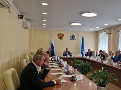 Депутаты фракции «Единой России» в Заксобрании ЯНАО единогласно поддержали кандидатуру Дмитрия Артюхова на пост губернатора Ямала