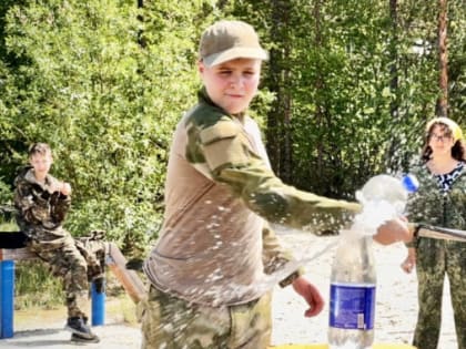 В ЦДНВ участники патриотической смены состязались в игре «Казачий сполох»