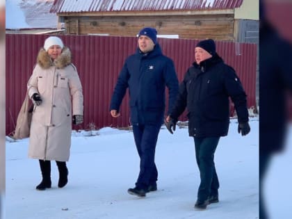 Глава Заксобрания ЯНАО Сергей Ямкин проверил готовность Шурышкар к зиме