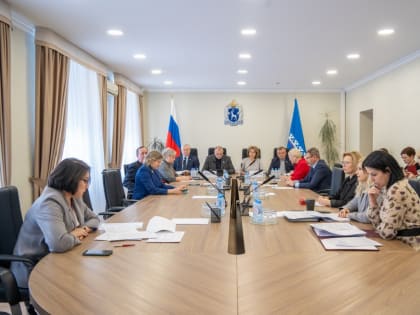 Участие Управления в работе комитетов и очередного заседания Законодательного Собрания Ямало-Ненецкого автономного округа
