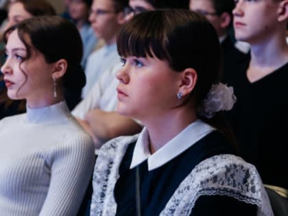 Юные ноябряне получили свой главный в жизни документ