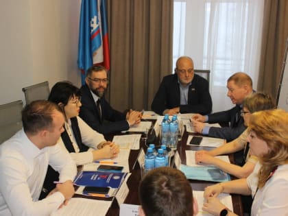 В Торгово-промышленной палате ЯНАО участникам онлайн-конференции рассказали об обязанности применения контрольно-кассовой техники