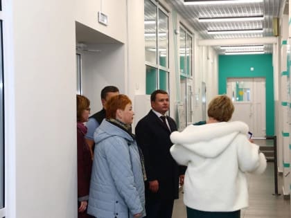 Глава Надымского района Дмитрий Жаромских посетил обновлённую гимназию