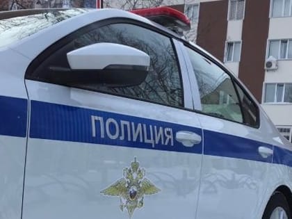 Полицейские Ноябрьска задержали мужчину по подозрению в сбыте наркотиков