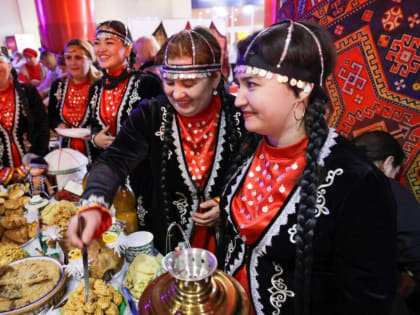 В Тарко-Сале участники фестиваля «ЭтноАрт» рассказали, как многонационален Ямал