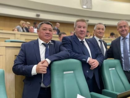 Сергей Ямкин и Виктор Казарин приняли участие в парламентских слушаниях в Москве