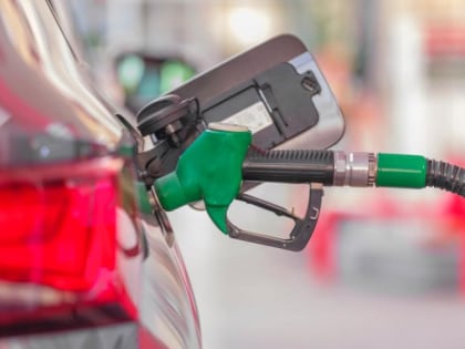 Мишустин поручил утвердить меры по увеличению предложения бензина и дизтоплива