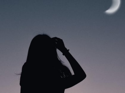 Приметы на 16 июня: почему нельзя держать руки в карманах и открытыми двери