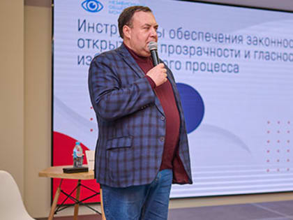 В ямальскую столицу с двухдневным рабочим визитом прибыл Александр Брод