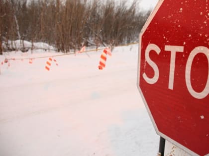 На Ямале два зимника закрыты из-за погоды