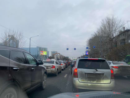 Юный салехардец отправил папе в зону СВО плюшевого медведя