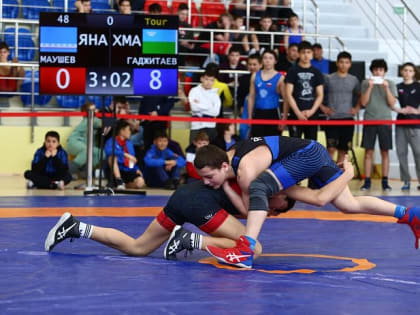 В Надыме прошли Всероссийские соревнования по спортивной борьбе