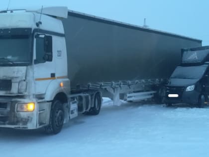 Пожарно-спасательное подразделение привлекалось в Новом Уренгое для ликвидации ДТП