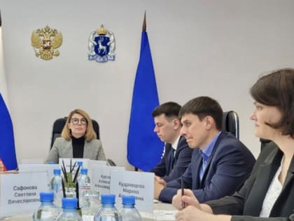 Особенности  применения  ККТ в сфере общепита и на рынках обсудили на совещании с представителями бизнеса