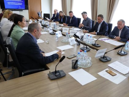 В Салехарде прошло расширенное заседание общественного штаба по наблюдению за ходом проведения единого дня голосования 10 сентября