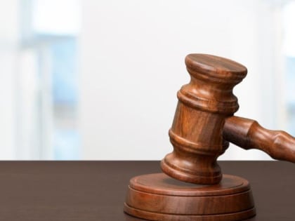 В ЯНАО осужденный подкупил сотрудника дорожной организации, чтобы не отбывать наказание