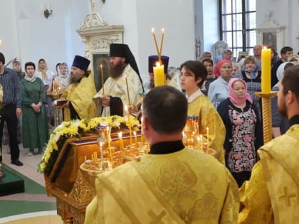 Всенощное бдение в день престольного праздника