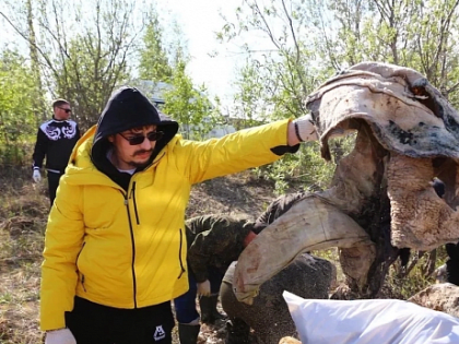 На Ямале открылся сезон уборки берегов ямальских рек и озер