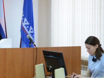 У злостного нарушителя ПДД из Ноябрьска конфисковали автомобиль