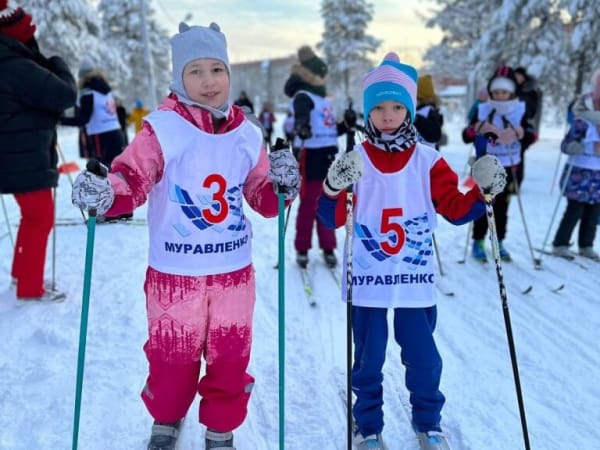 В Муравленко прошла рождественская лыжная гонка