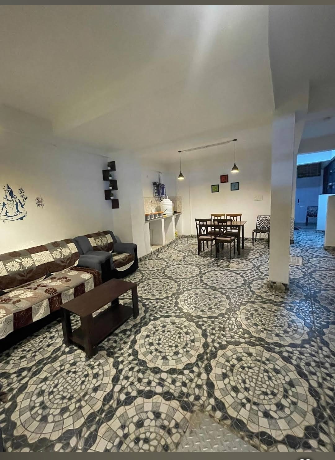 Someshwara Luxury stay PG for Gents (New Building)-Sector 6