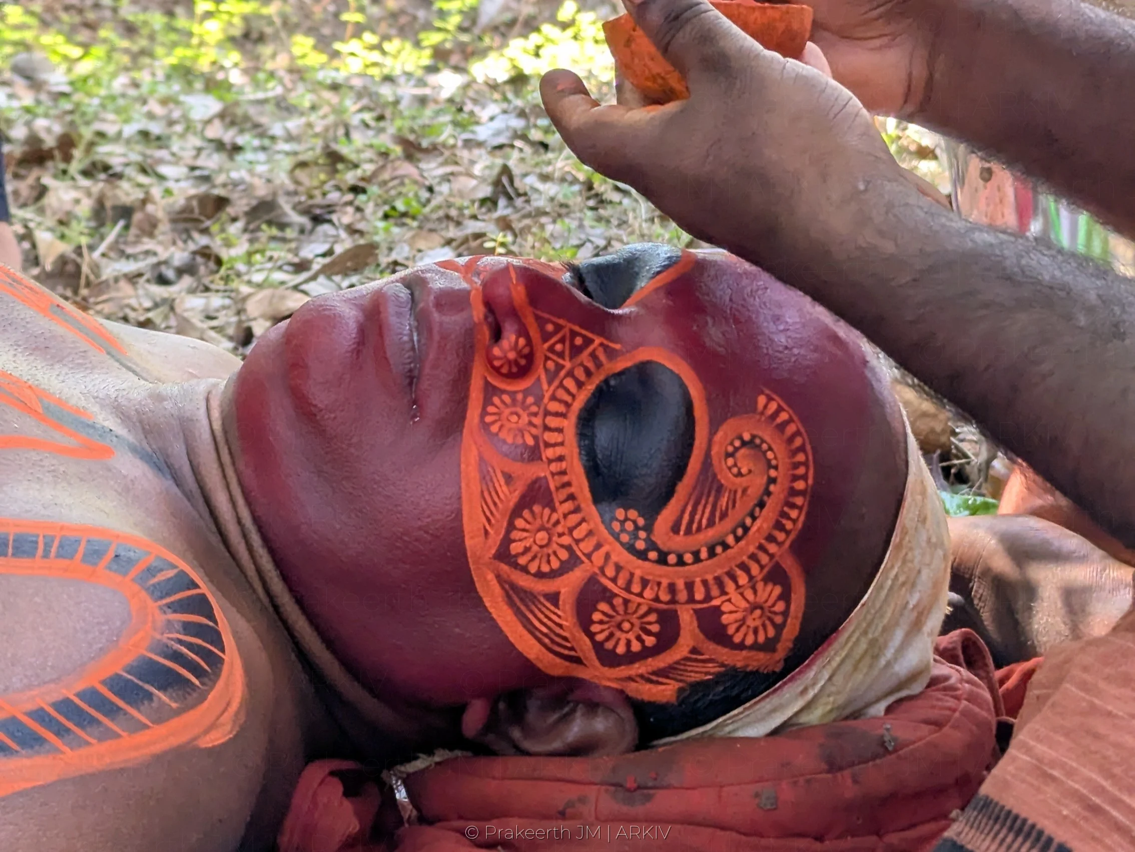 Kodum Purikavum Erinjipoovum — Oorpazhashi Theyyam