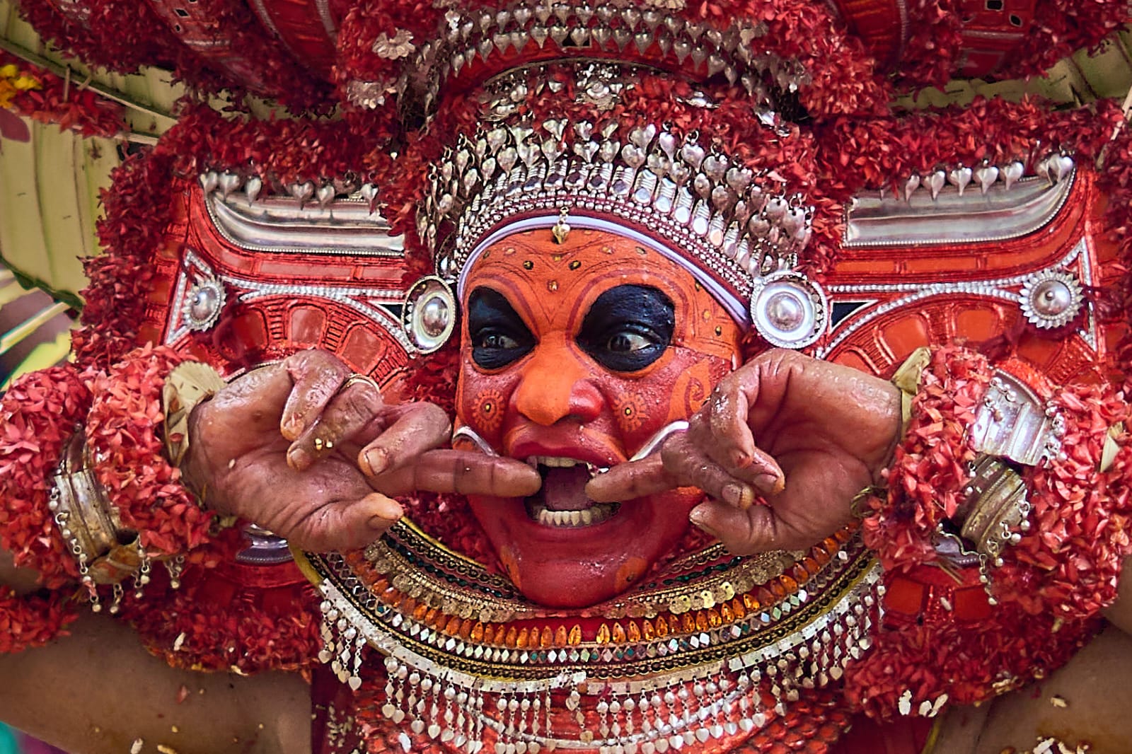 Vattakkannum Bhadra Chottayum - Bhadrakali
