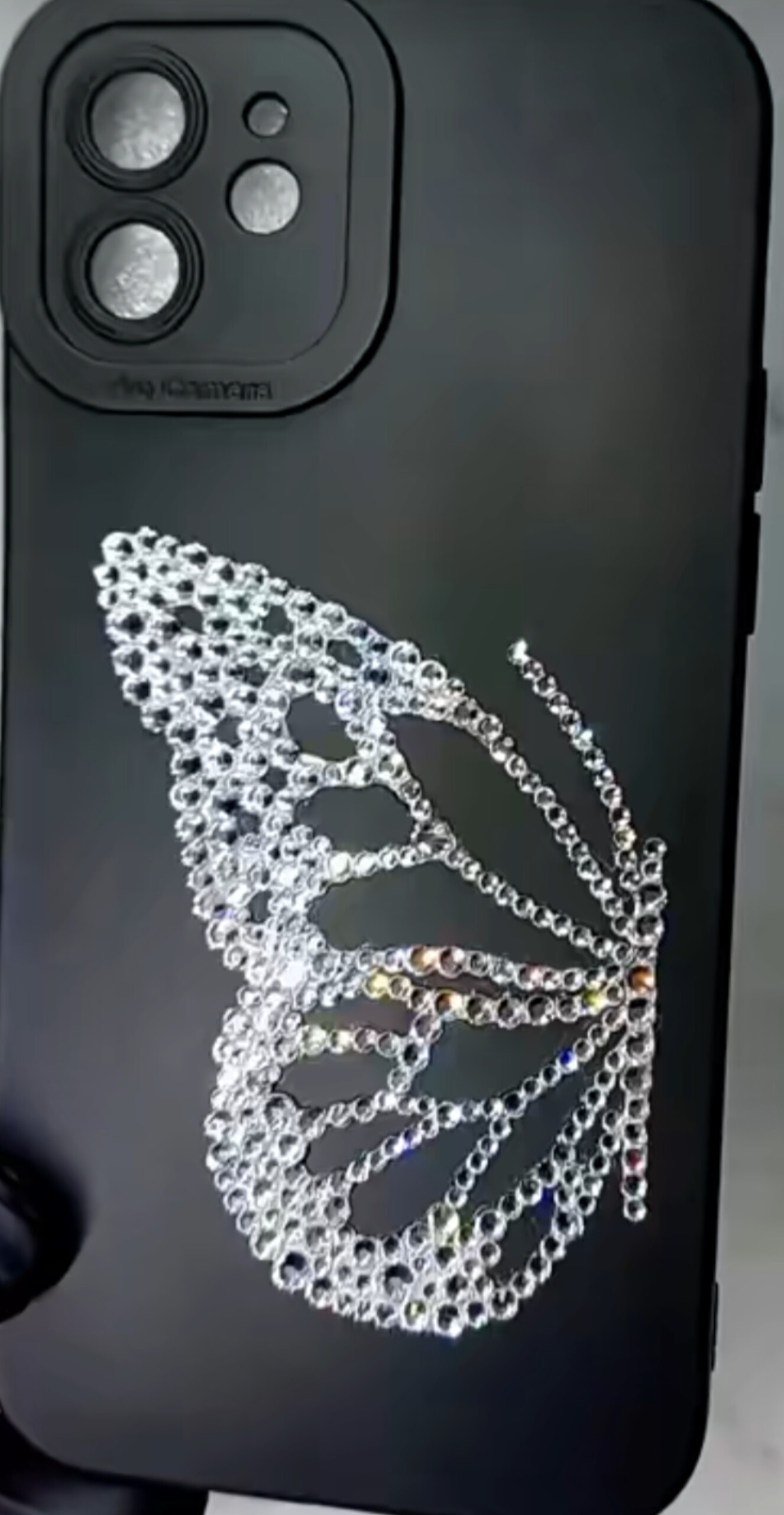 قاب موبایل مشکی با طرح جمجمه نگیندار – 1