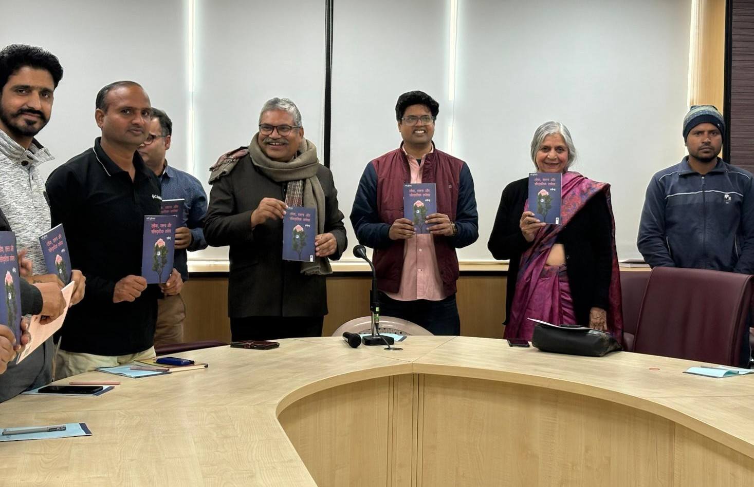 मज़दूर राज की जरूरत को रेखांकित करती एक जरूरी पहल, आयोजकों को पहुँचा लाल सलाम