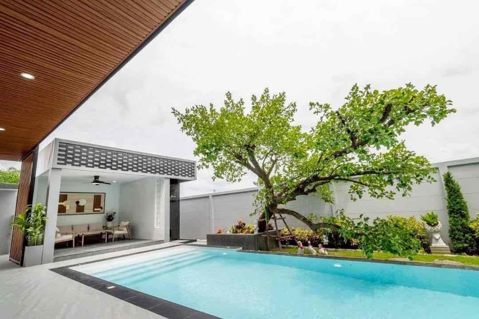 Villa for Sale in Pattaya Villa, Pattaya, Thailand 3