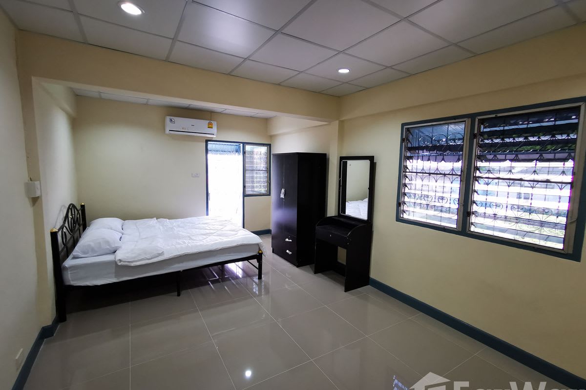 Niran Residence — Studio-Wohnung in Prawet, Bangkok