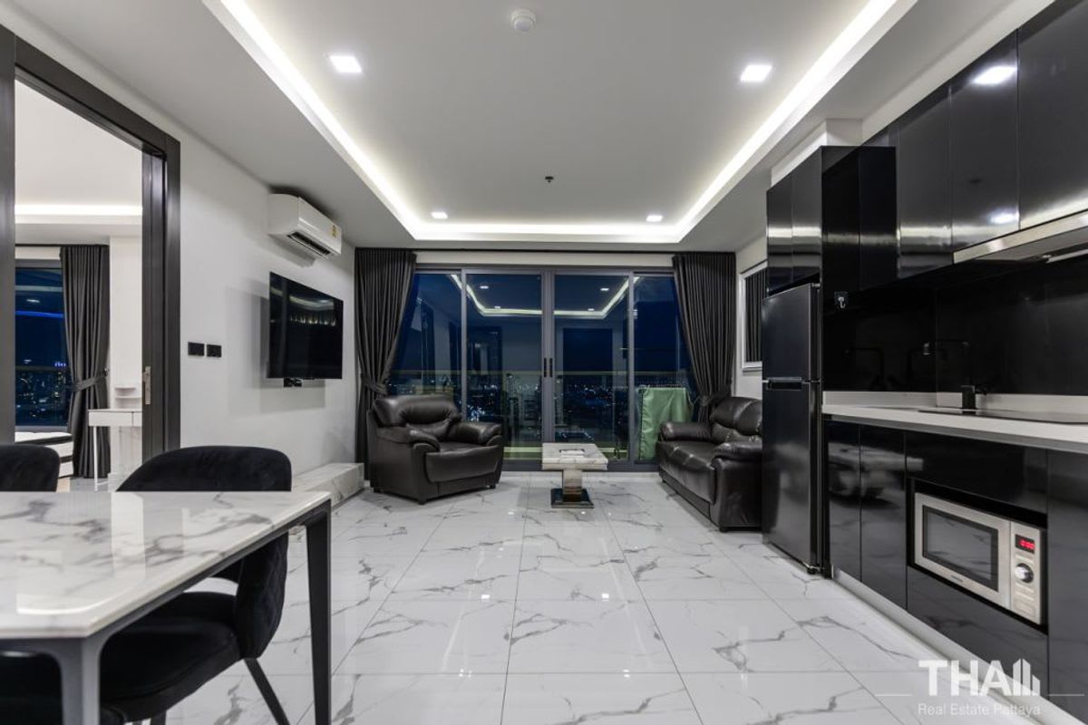 2‑Bedroom Luxury Condo on 29th Floor – Pattaya, Nong Prue 2