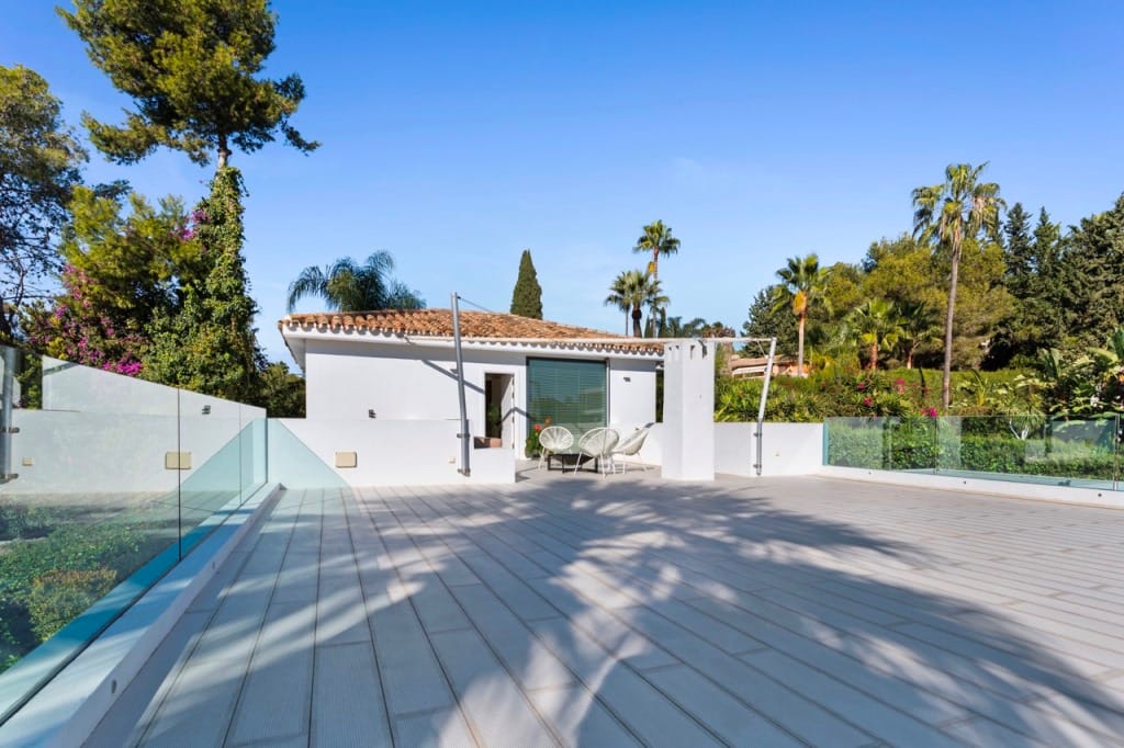 5-Bedroom Ibiza-Style Villa in Las Brisas 5