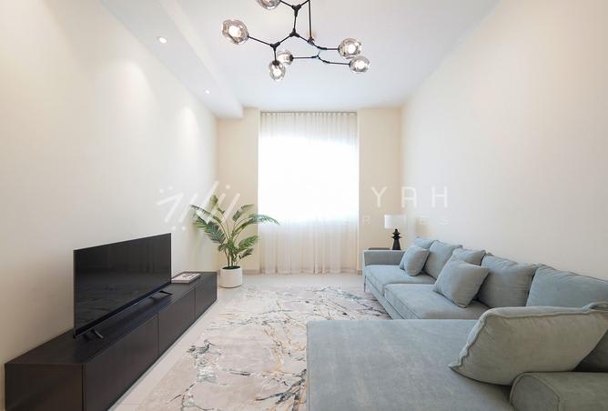 JVT'de Şık 1+0 Daire | 1 La Residence 2
