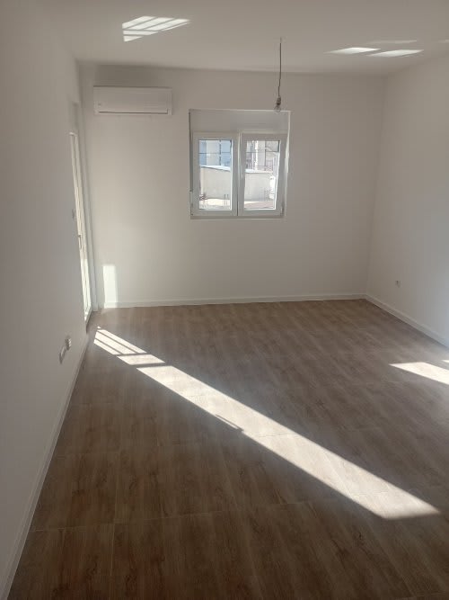 Bar'da Yeni Yapı 1+1 Daire, 135.000 EUR 2