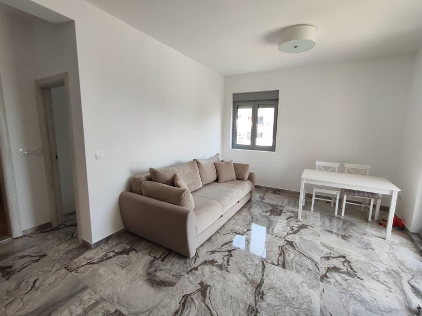 Tivat Porto Montenegro'da Eşyalı 1+1 Daire - 175K Euro 2