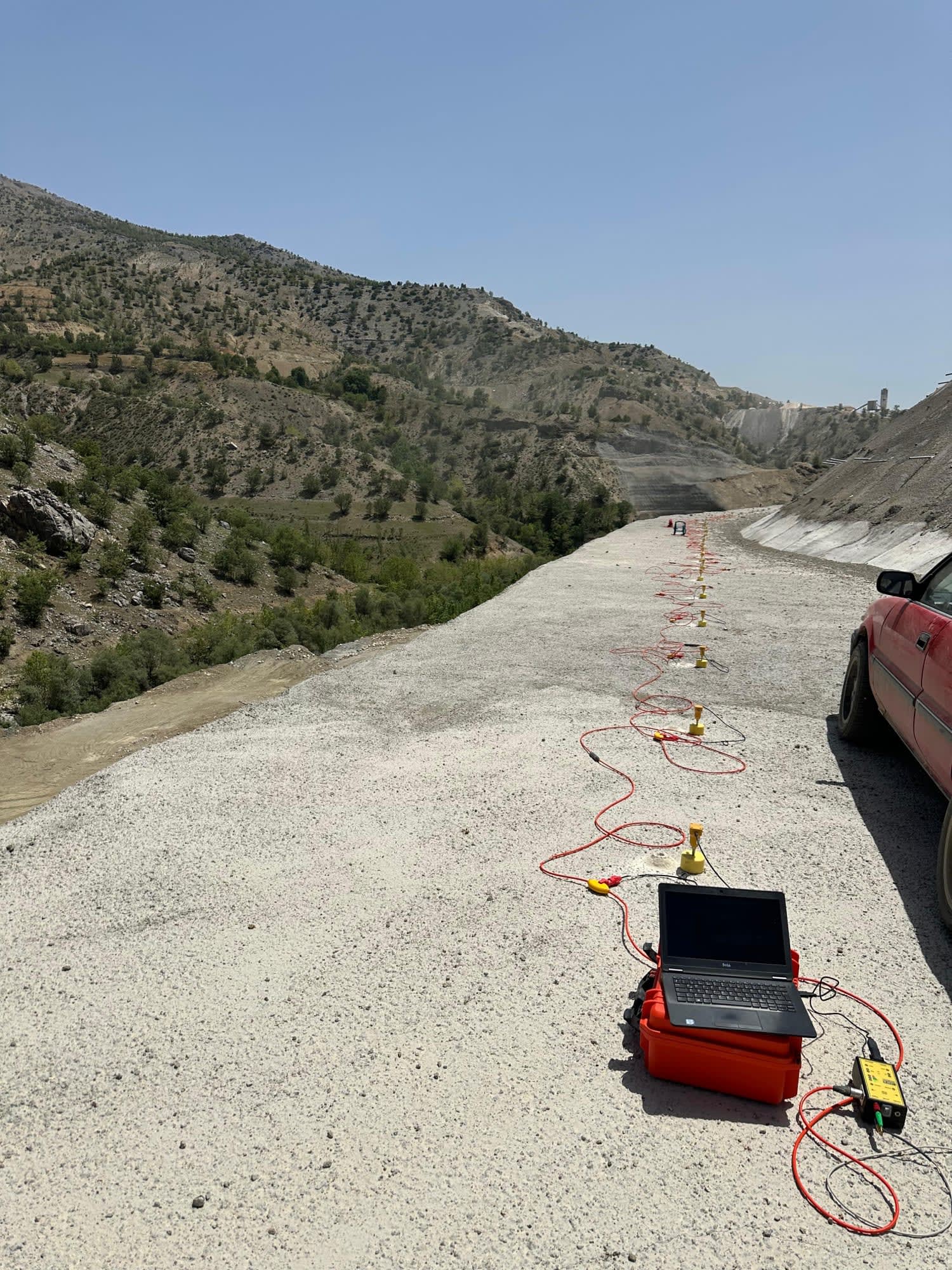 Heyelan Araştırmasına Yönelik Jeofizik Etüt Hizmeti