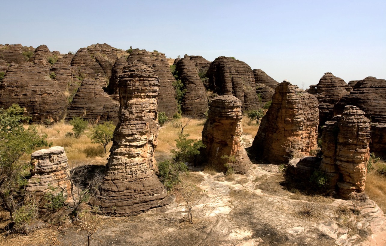 Les Dômes de Fabédougou : une merveille naturelle du Burkina Faso