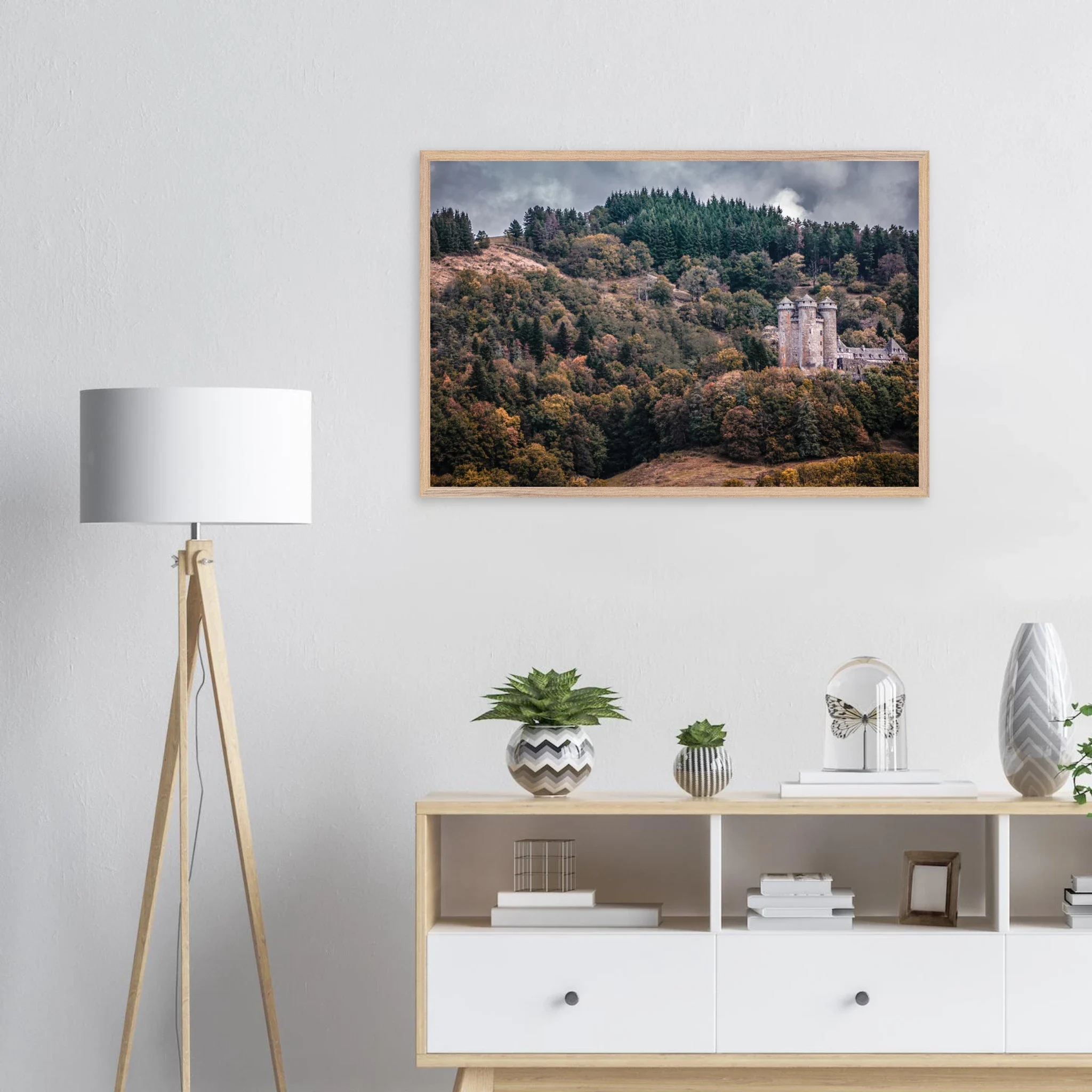 « Frappé d’Estoc » – Art déco – Photo d’un château – cadre en bois Photo d\'art déco d\'artiste auteur encadré en bois premium chêne frêne papier épais premium FSC « Frappé d’Estoc » – Art déco – Photo d’un château – cadre en bois Photo d\'art déco d\'artiste auteur encadré en bois premium chêne frêne papier épais premium FSC