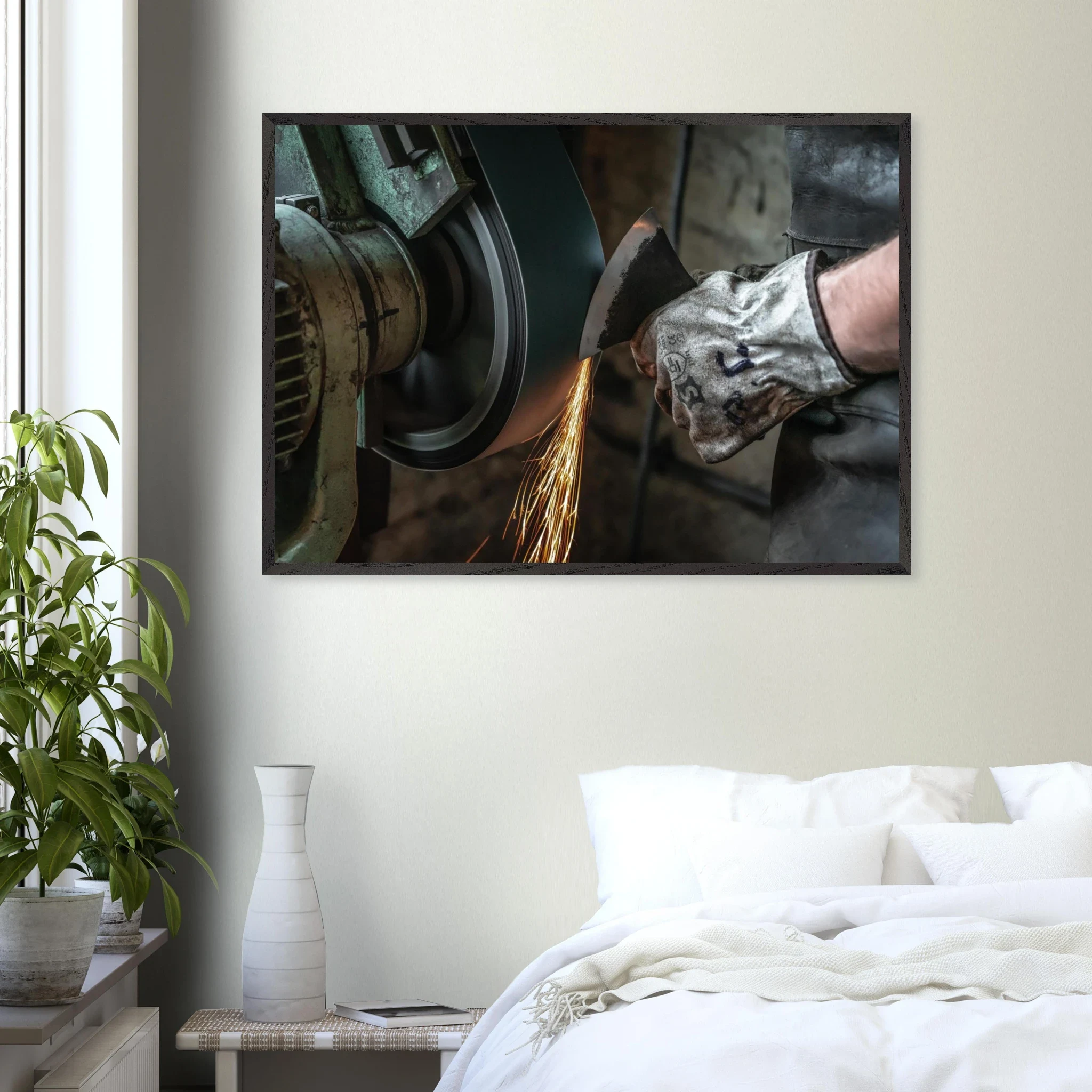 « Les étincelles du labeur » – Photographie d’atelier – Photo Art déco Photo d\'art déco d\'artiste auteur encadré en bois premium chêne frêne papier épais premium FSC « Les étincelles du labeur » – Photographie d’atelier – Photo Art déco Photo d\'art déco d\'artiste auteur encadré en bois premium chêne frêne papier épais premium FSC