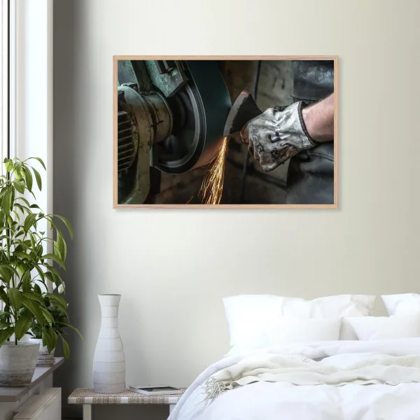 « Les étincelles du labeur » – Photographie d’atelier – Photo Art déco Photo d\'art déco d\'artiste auteur encadré en bois premium chêne frêne papier épais premium FSC