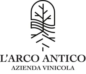 AZIENDA AGRICOLA L'ARCO ANTICO SRL - Wines & spirits