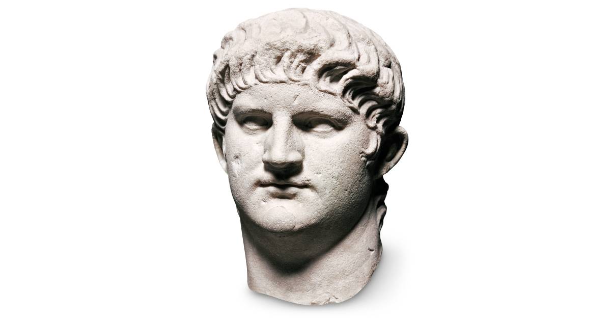 император гелиогабал. император авл вителлий. нерон римский император колос. бюст императора траяна. нерон римский император.