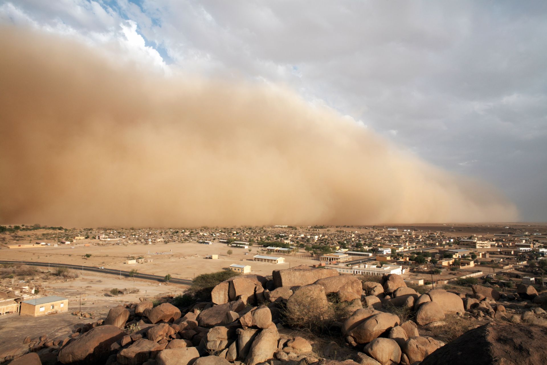 Sand storm burning