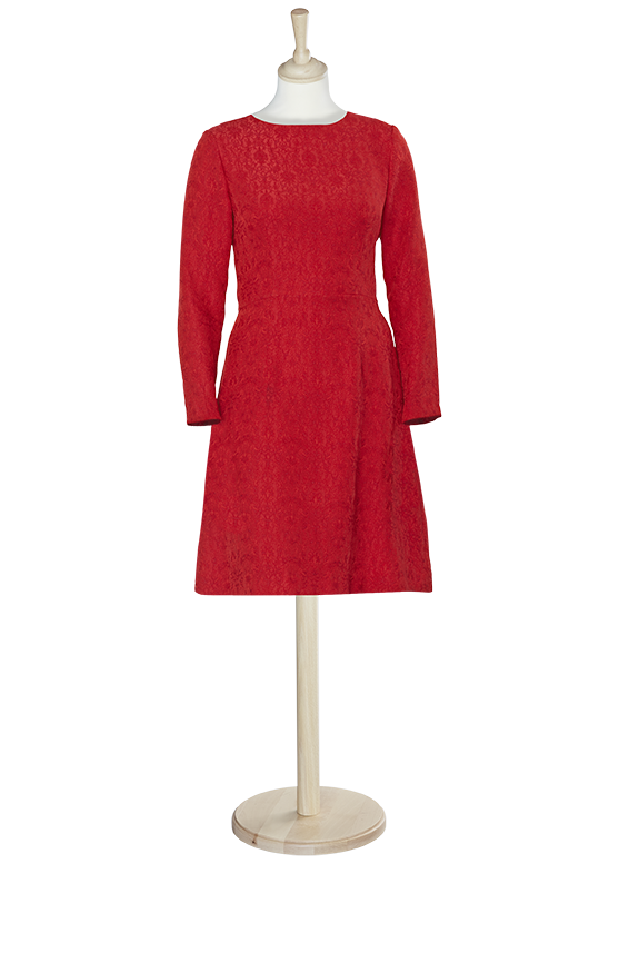 Classic waisted dress (see pp.180–184)